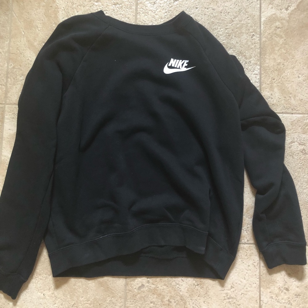 Nike sweatshirt